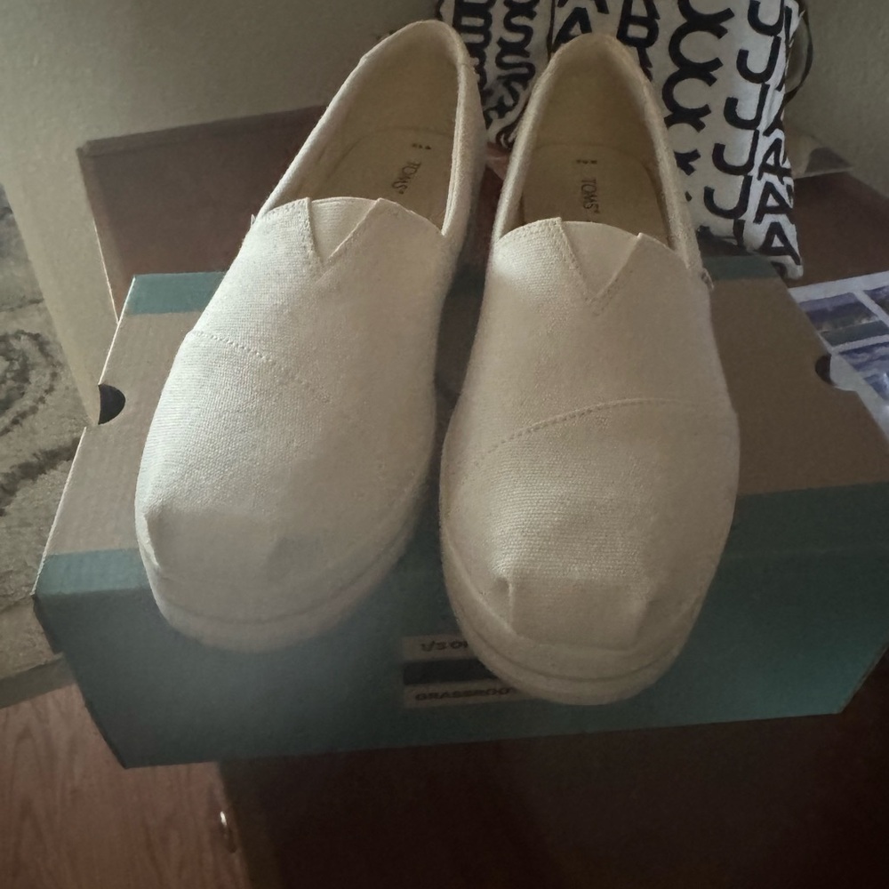 I Only Wear Them Once And They Are Too Tight For … - image 3